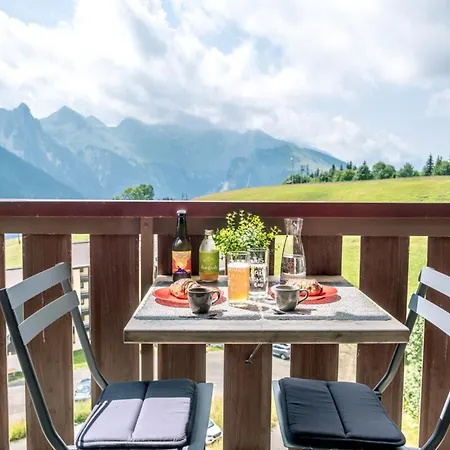 Slow Mtblanc Soleil Ski-inout View Balcony Elevator Parking