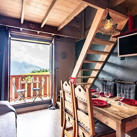 Slow Mtblanc Soleil Ski-inout View Balcony Elevator Parking